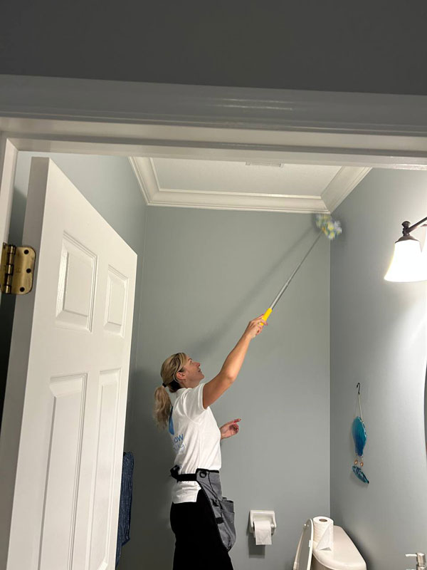 Wow-Now-Cleaning---walls-cleaning