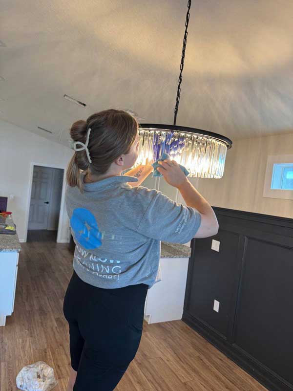 Wow-Now-Cleaning---chandelier-cleaning Wow-Now-Cleaning---chandelier-cleaning